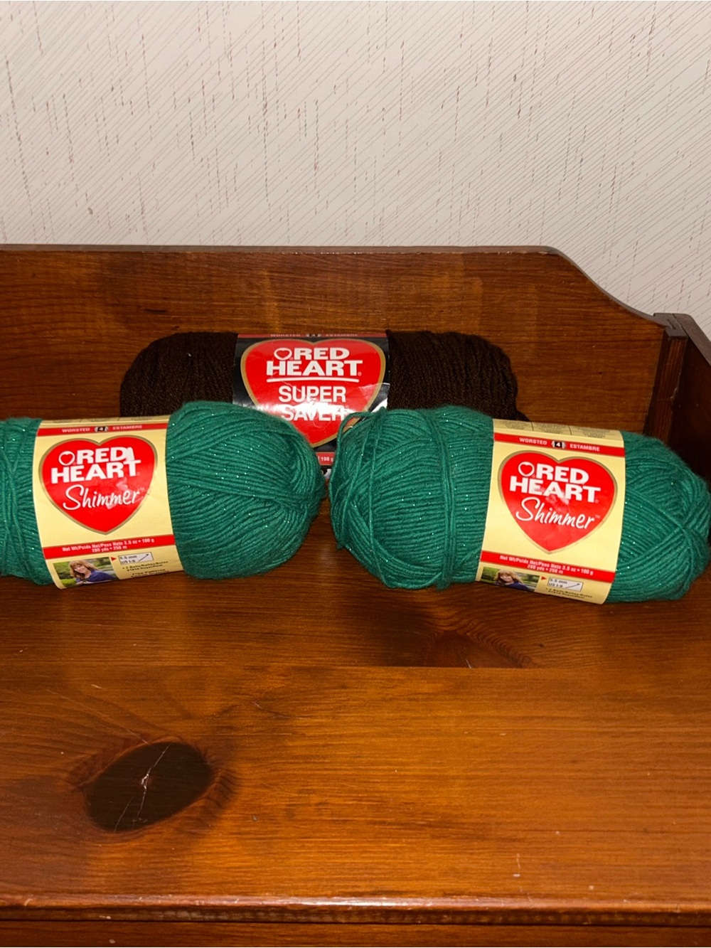 Red Heart Super Saver Yarn Shimmer Shamrock (2) & Coffee Cafe (1) Worsted Yarn - Picture 9 of 9